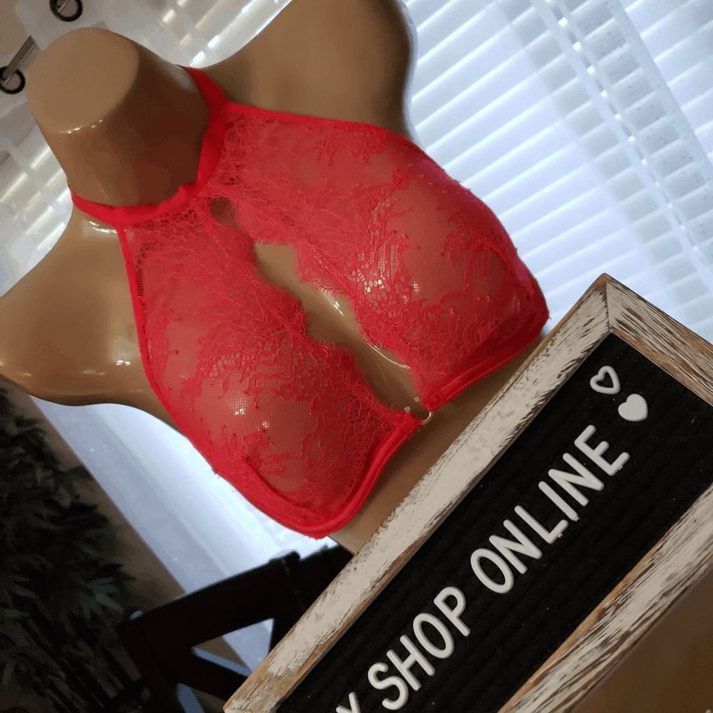 Victoria's Secret High Neck Bra - Picture 2 of 5